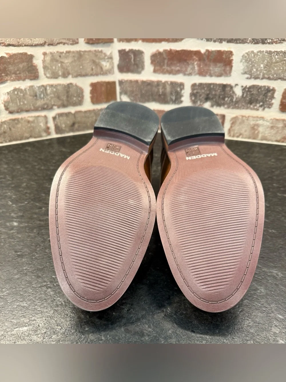 Madden Men's Leather Dress Shoes in Cognac, Size 11.5